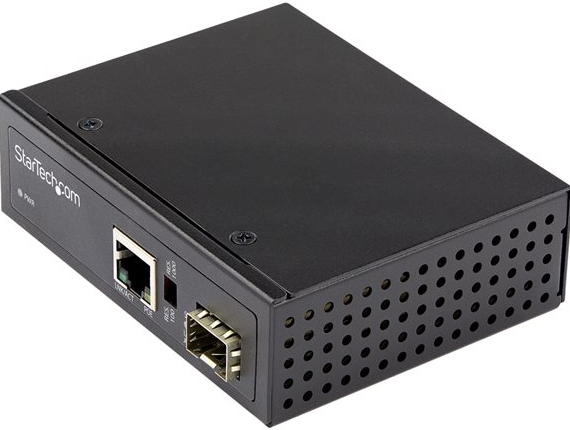 StarTech.com PoE+ Industrial Fiber to Ethernet Media Converter 60W -