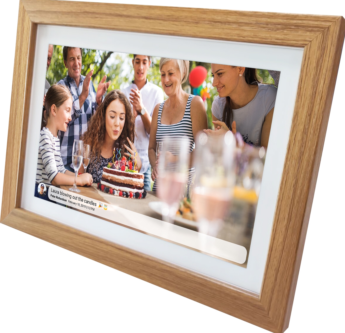 Denver Digitale Fotolijst FULL HD HOUT - Extra Groot (15.6 Inch) - Fotokader met Frameo App - 8GB - IPS Touchscreen - PFF1542 - Light Wood